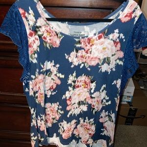Torrid floral tee
